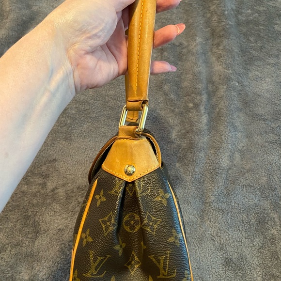 ICONIC Louis Vuitton Beverly Handbag - Picture 4 of 11